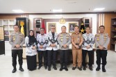 PGRI Riau dan Polda Riau Jalin Sinergi untuk Perlindungan Hukum Guru dan Program Green Policing