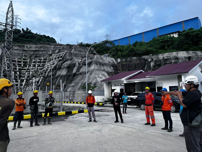 Kelistrikan di Riau dan Sekitarnya Kembali Pulih, 1,9 Juta Pelanggan PLN Kembali Menikmati Pasokan Listrik Normal