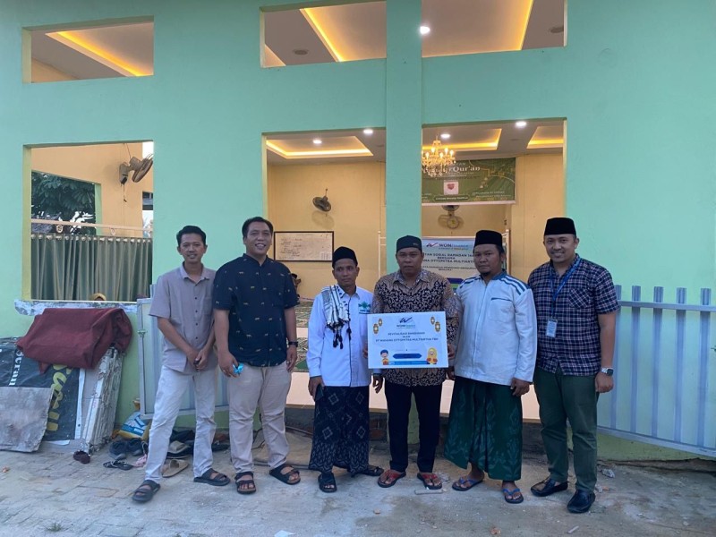 WOM Finance Revitalisasi Rumah Ibadah