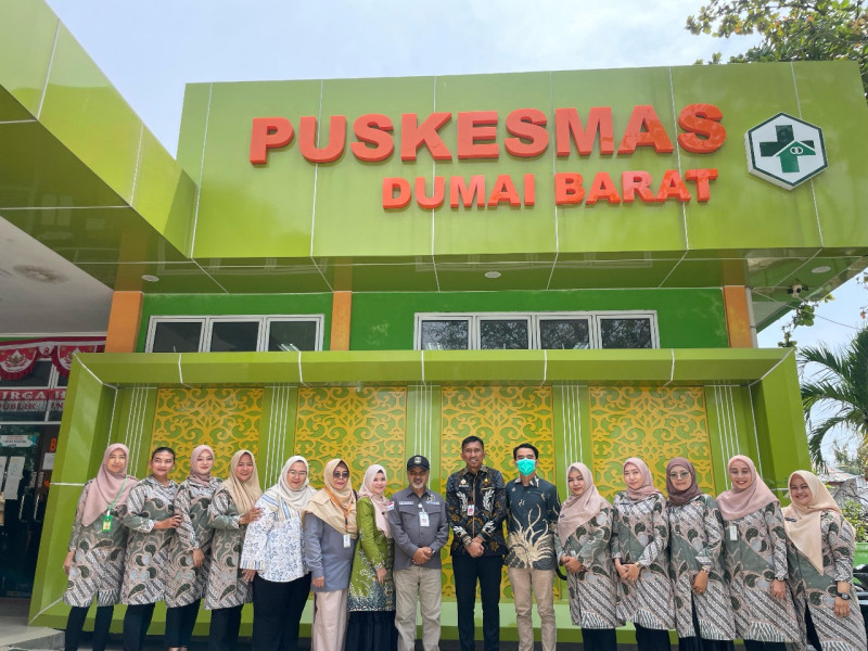 KUNJUNGAN DINAS KESEHATAN PROVINSI RIAU KE DUMAI DALAM AGENDA PROGRAM KESEHATAN GRATIS.