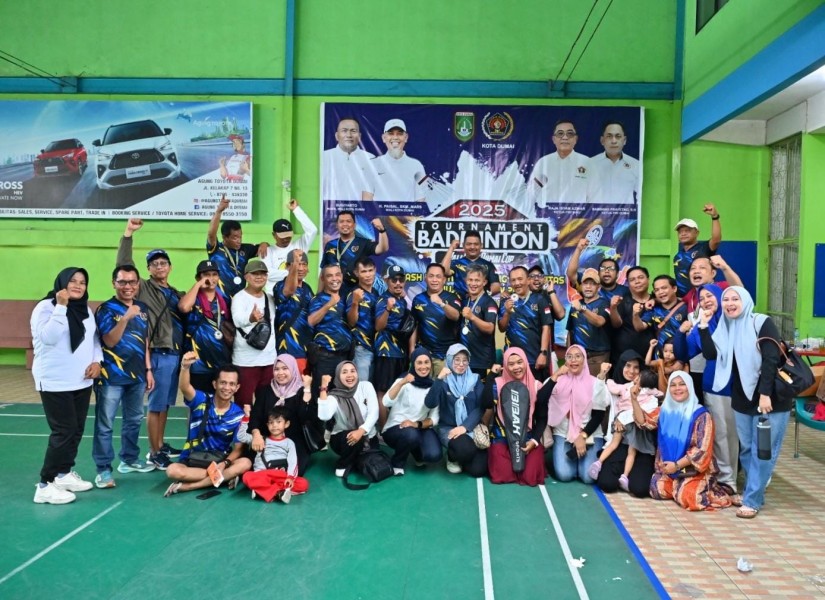 PWI Dumai Sukses Gelar Turnamen Badminton Wali Kota Dumai Cup 2025, PB The King Sabet Gelar Juara