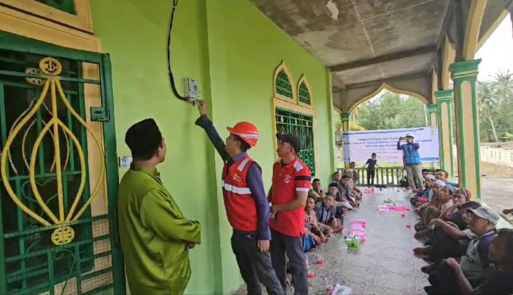 Tambah Lagi, PLN Terangi 2 Dusun Terpencil di Indragiri Hilir Riau